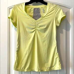 Merrell Yellow Ruched Short Sleeve T-Shirt W/Lace‎ S